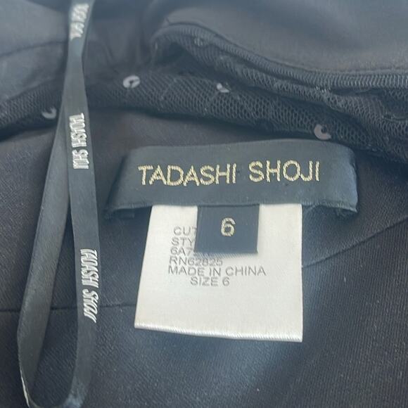 Tadashi Shoji One Shoulder Sequin Mesh Tiered Black Gown Size 6 - Picture 7 of 15